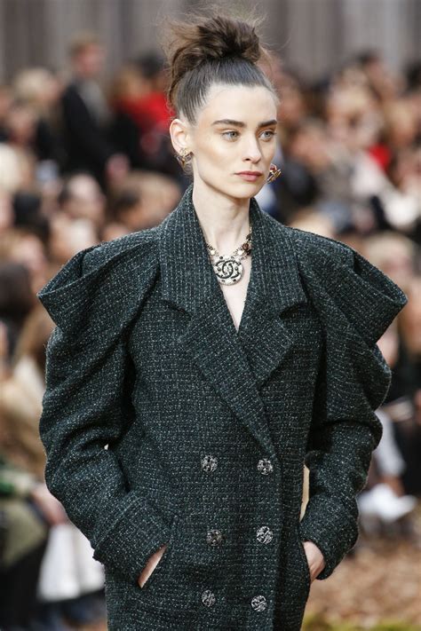 chanel vestidos 2018|Chanel fall collection.